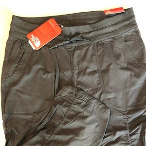 The North Face crop pants